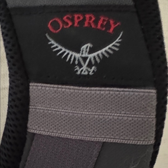 Osprey Stratos backpack,Stratos 24 Airco in an orange and grey colorway. - Picture 8 of 10